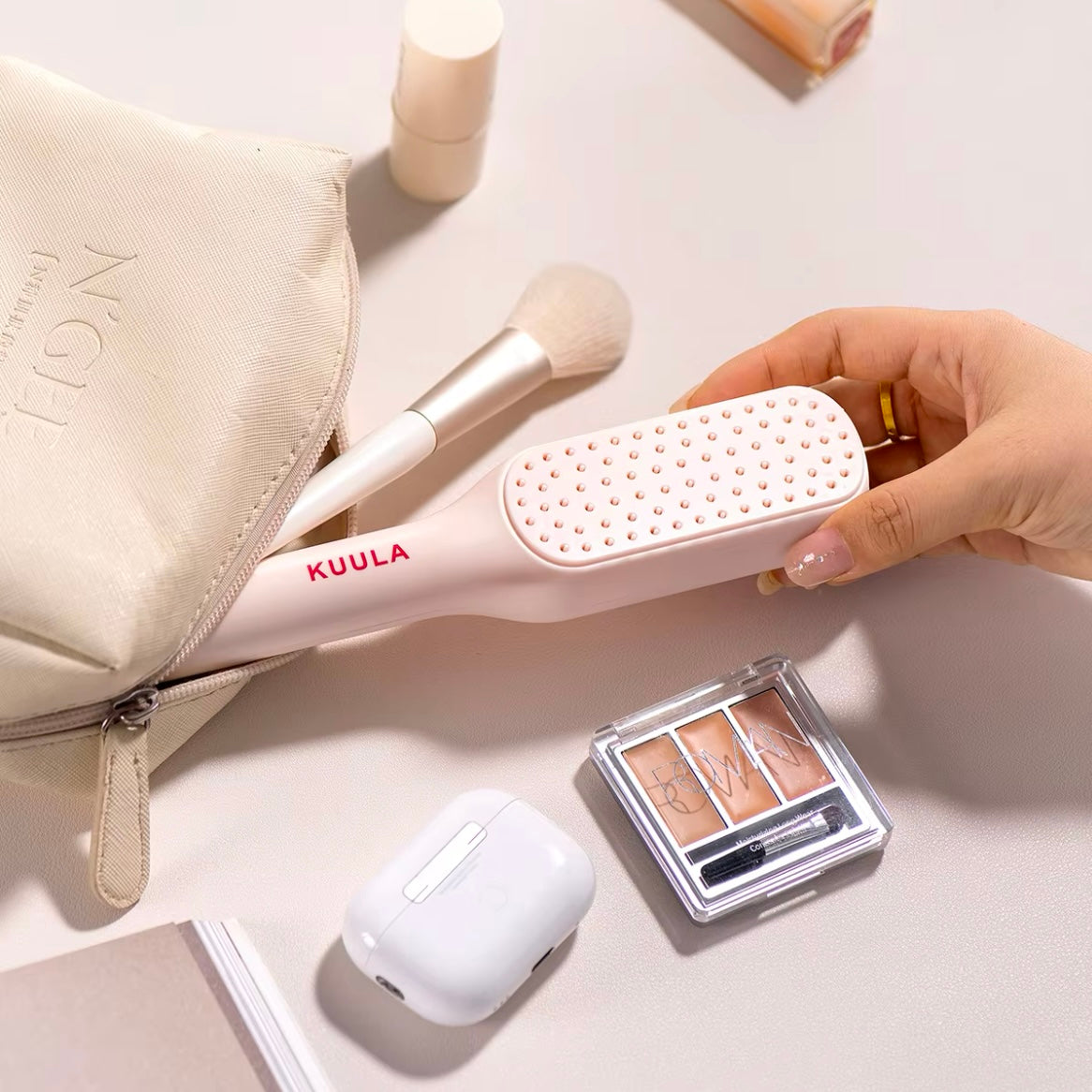 Self Cleaning Hair Brush Massage Anti-static Hair Smoothing Brush